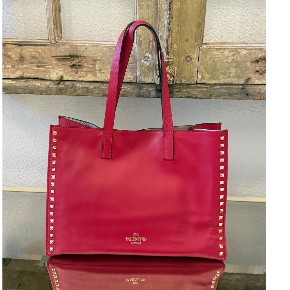 VALENTINO Garavani Red Rockstud Handbag Purse Leather Tote Bag Excellent